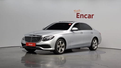 2017 MERCEDES-BENZ E-Class