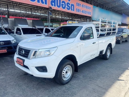 2017 NISSAN Navara