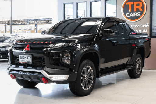 2022 MITSUBISHI Triton