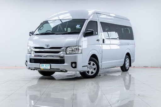 2017 TOYOTA Hiace Commuter