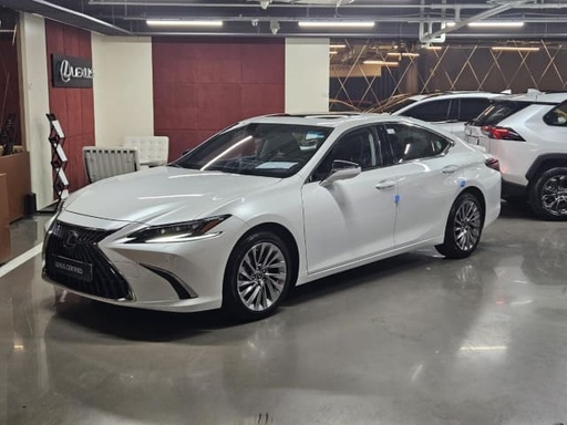 2024 LEXUS ES