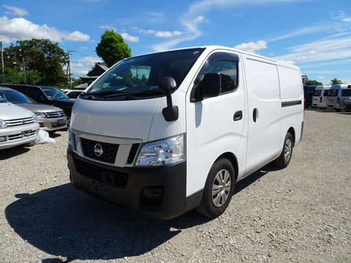 2017 NISSAN Caravan Van