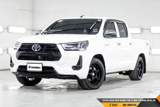 2023 TOYOTA Hilux