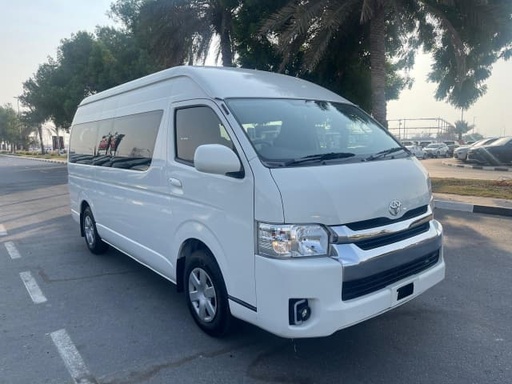 2018 TOYOTA Hiace Commuter