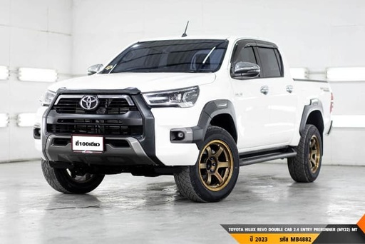 2023 TOYOTA Hilux, 