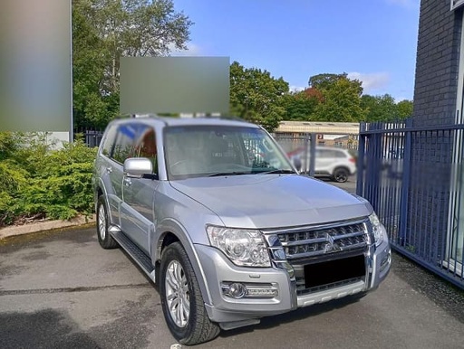 2017 MITSUBISHI Shogun, 