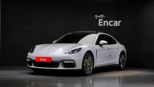 2018 Porsche Panamera