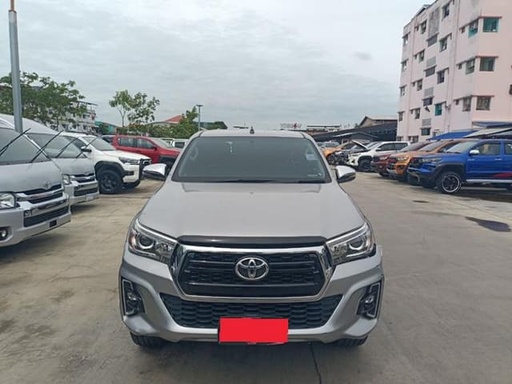 2019 TOYOTA Hilux