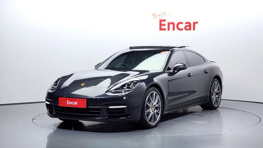 2018 Porsche Panamera