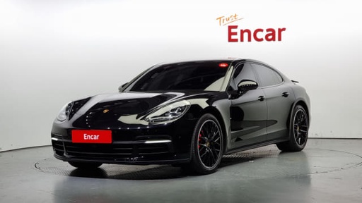 2018 Porsche Panamera, 