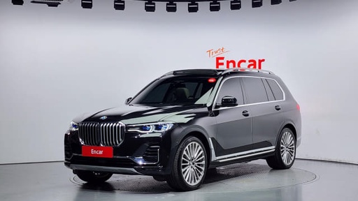 2021 BMW X7, 