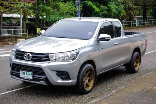 2018 TOYOTA Hilux