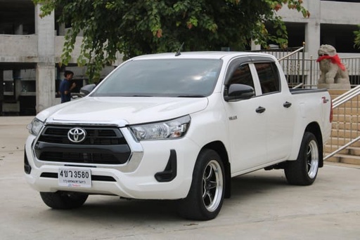 2021 TOYOTA Hilux