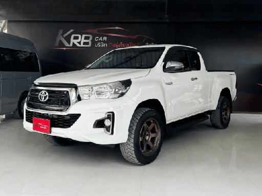 2020 TOYOTA Hilux