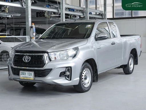 2019 TOYOTA Hilux