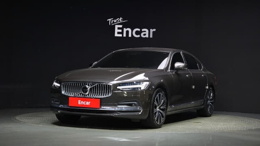 2021 VOLVO S90
