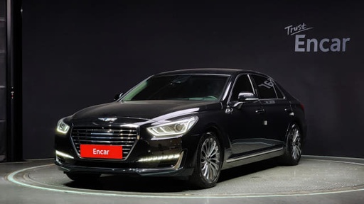 2017 Genesis EQ900