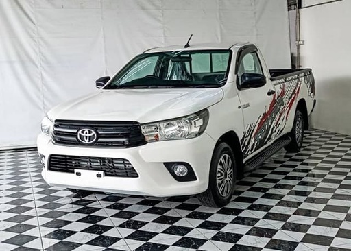 2019 TOYOTA Hilux