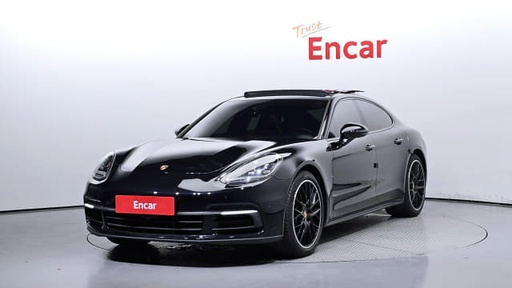 2020 Porsche Panamera