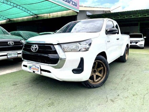 2022 TOYOTA Hilux