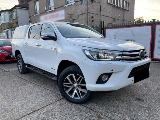 2018 TOYOTA Hilux