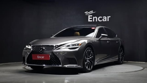 2022 LEXUS LS