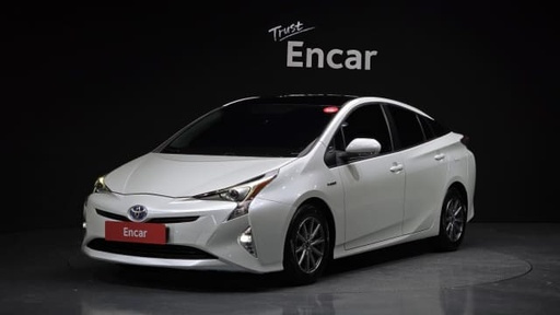 2018 TOYOTA Prius