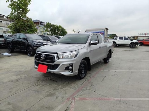 2019 TOYOTA Hilux