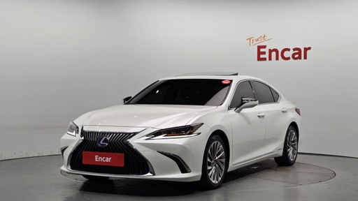 2021 LEXUS ES