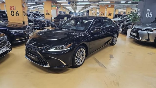 2024 LEXUS ES