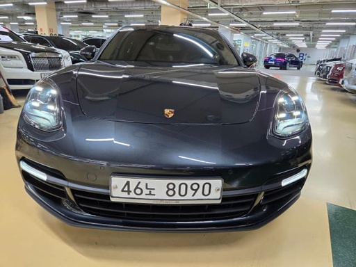 2018 Porsche Panamera