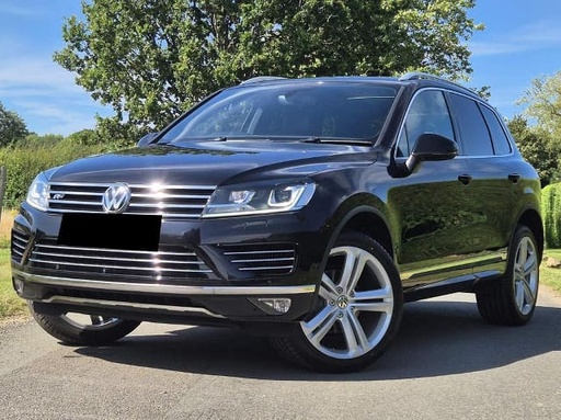 2016 VOLKSWAGEN Touareg