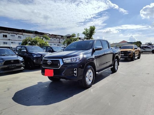 2019 TOYOTA Hilux