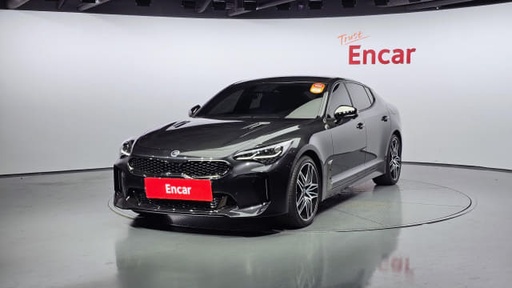 2021 KIA Stinger, 