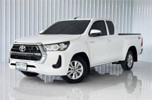 2021 TOYOTA Hilux