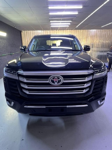 2019 TOYOTA Land Cruiser