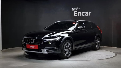 2019 VOLVO V90