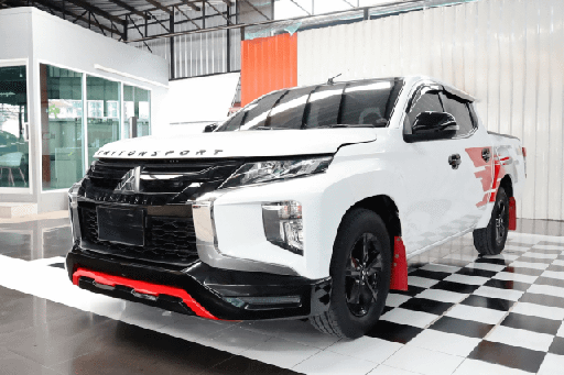 2022 MITSUBISHI Triton