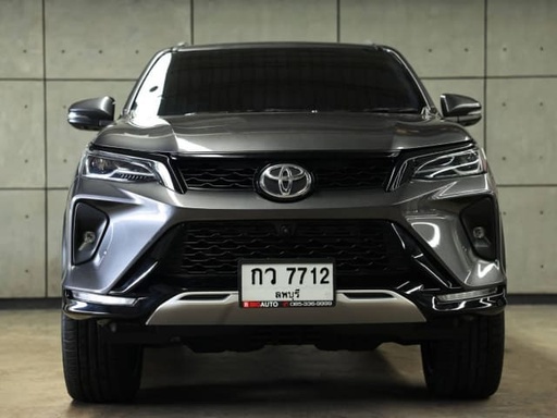 2023 TOYOTA Fortuner