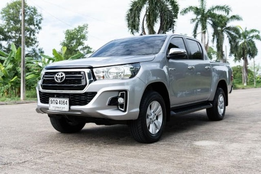 2019 TOYOTA Hilux