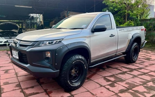 2019 MITSUBISHI Triton