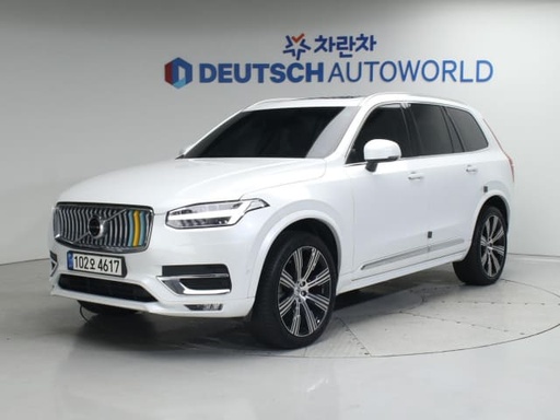 2022 VOLVO XC90