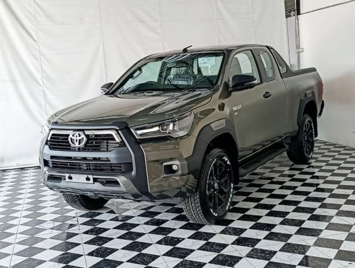 2024 TOYOTA Hilux