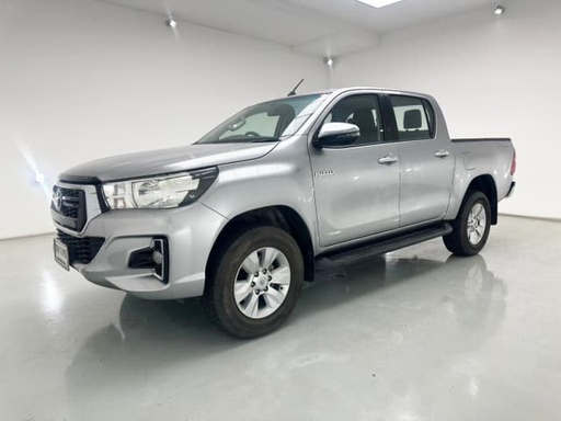 2019 TOYOTA Hilux