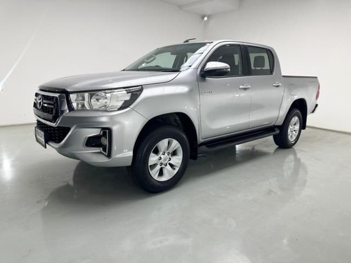 2019 TOYOTA Hilux