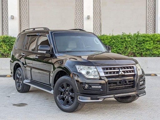 2017 MITSUBISHI Pajero