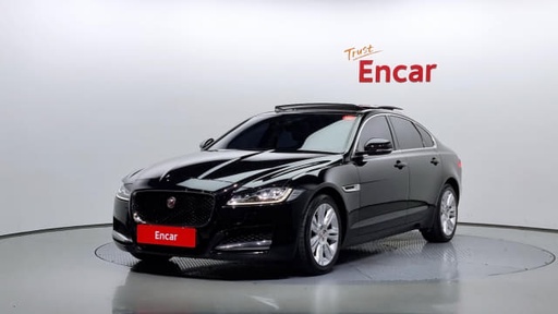 2017 JAGUAR XF