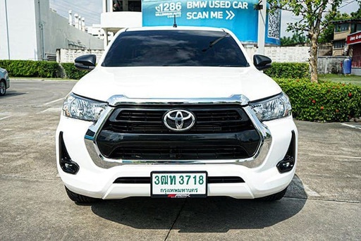 2022 TOYOTA Hilux