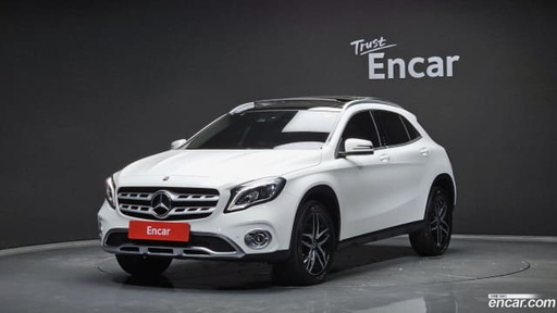 2019 MERCEDES-BENZ GLA-Class