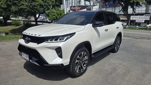 2021 TOYOTA Fortuner